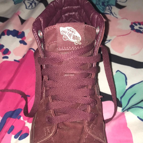 Vans - Picture 2 of 2